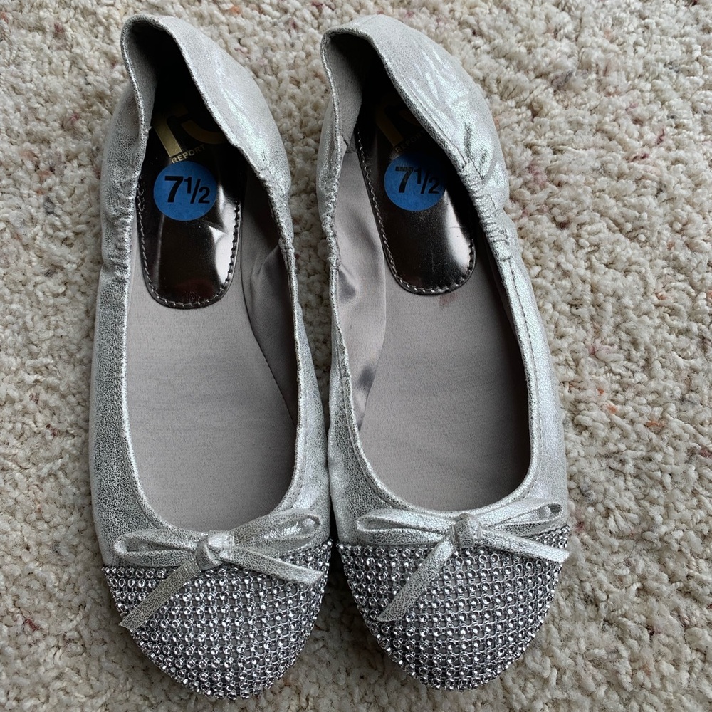 NWT Report Brand “Bling” Silver Flats, Sz 7.5